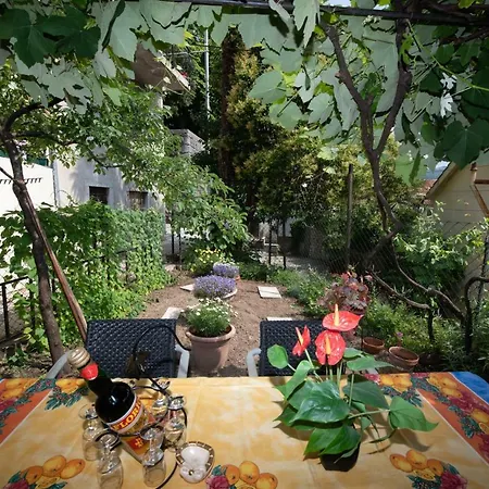 Sonja, Only 2 Min Walk To The Sea Opatija